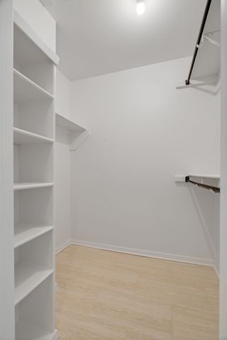 2011 Riverforest Drive, Arlington, TX 76017