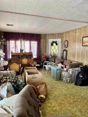 314 N Albert Avenue 80, Exeter, CA 93221