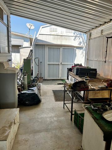 314 N Albert Avenue 80, Exeter, CA 93221