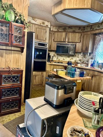 314 N Albert Avenue 80, Exeter, CA 93221