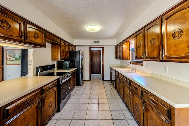 4108 Blue Ridge Place NE, Albuquerque, NM 87111