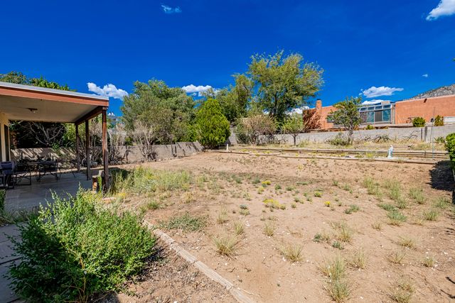 4108 Blue Ridge Place NE, Albuquerque, NM 87111
