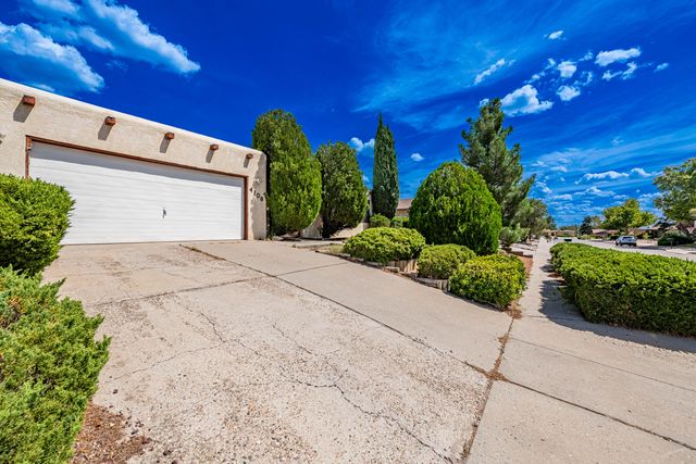 4108 Blue Ridge Place NE, Albuquerque, NM 87111