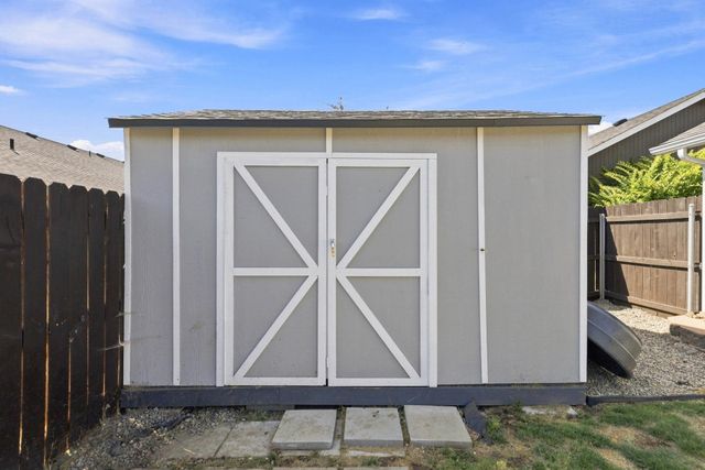 12523 W 2nd Ave, Airway Heights, WA 99001