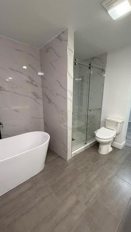 4755 NE 23rd Avenue, Fort Lauderdale, FL 33308