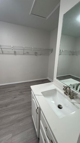 4755 NE 23rd Avenue, Fort Lauderdale, FL 33308