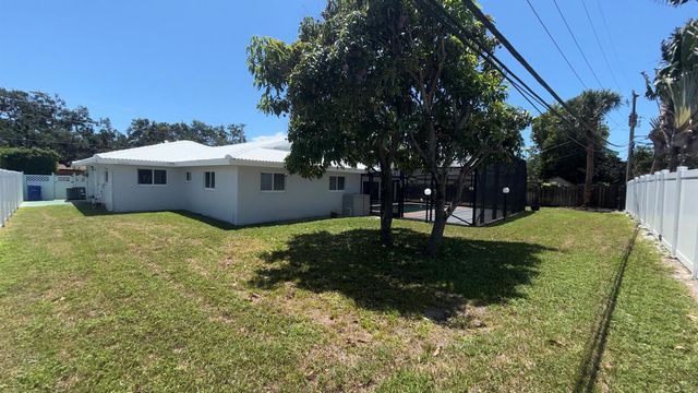 4755 NE 23rd Avenue, Fort Lauderdale, FL 33308