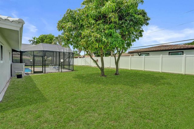 4755 NE 23rd Avenue, Fort Lauderdale, FL 33308