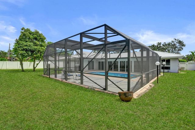 4755 NE 23rd Avenue, Fort Lauderdale, FL 33308