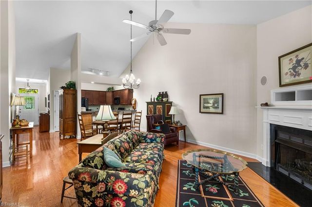 111 S Wentworth Drive, Mocksville, NC 27028