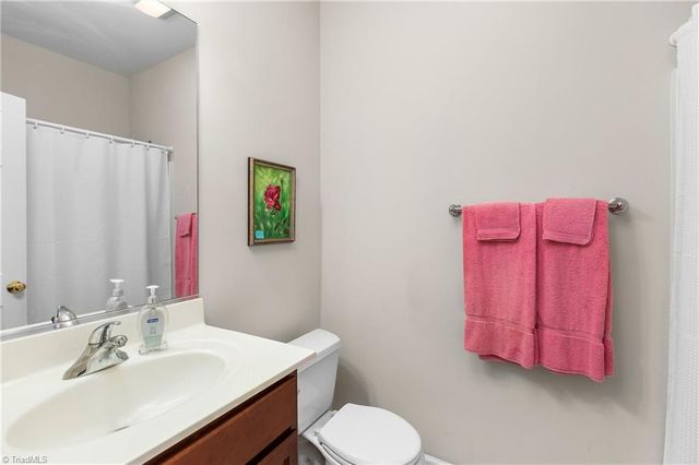 111 S Wentworth Drive, Mocksville, NC 27028