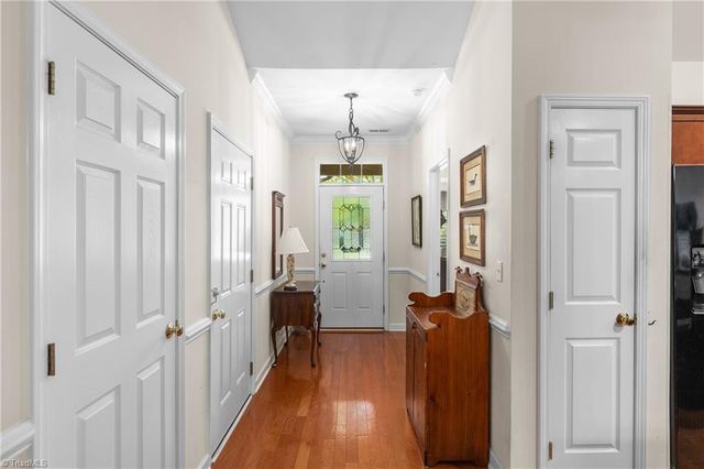 111 S Wentworth Drive, Mocksville, NC 27028