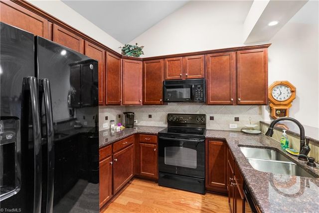 111 S Wentworth Drive, Mocksville, NC 27028