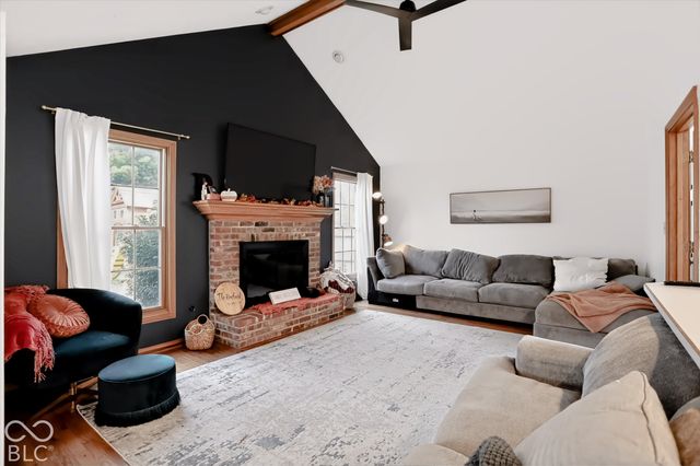 1598 Thornburg Lane, Franklin, IN 46131