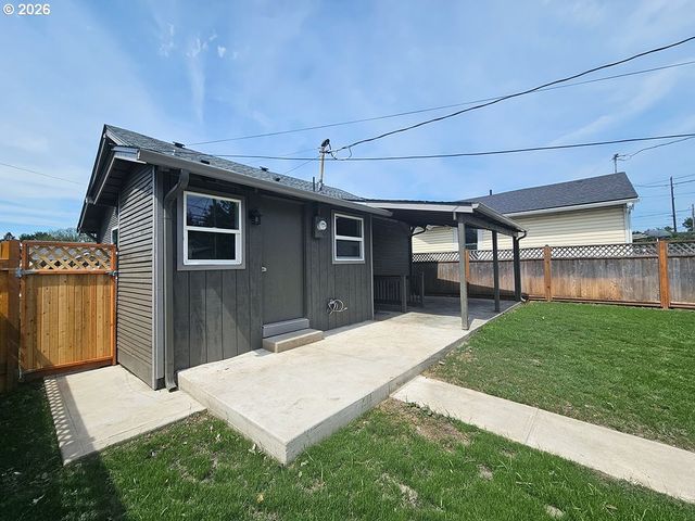 340 17TH Ave, Longview, WA 98632