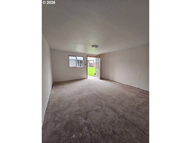 340 17TH Ave, Longview, WA 98632