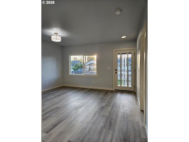 340 17TH Ave, Longview, WA 98632