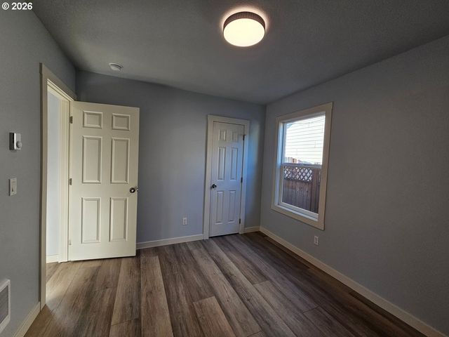 340 17TH Ave, Longview, WA 98632