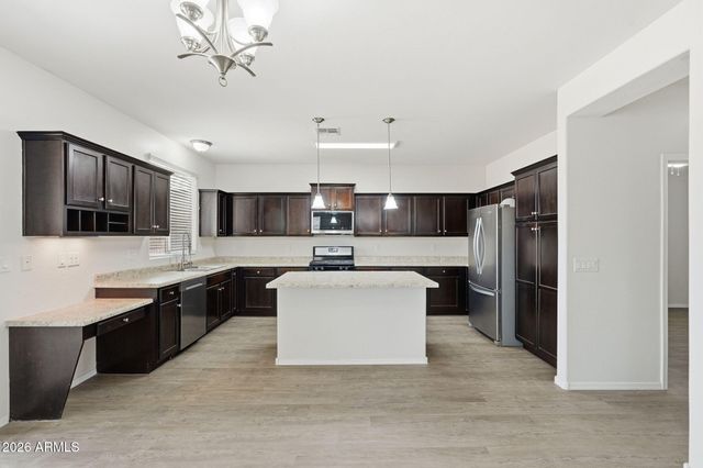 17253 N ROSEMONT Street, Maricopa, AZ 85138
