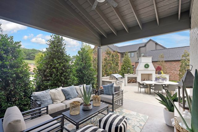 822 Saint Clair Ave, Thompsons Station, TN 37179