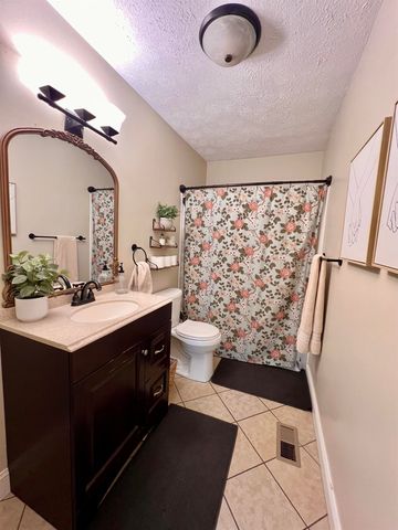5581 Shawnee Drive, Huntington, WV 25705
