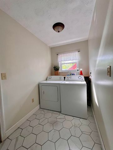 5581 Shawnee Drive, Huntington, WV 25705