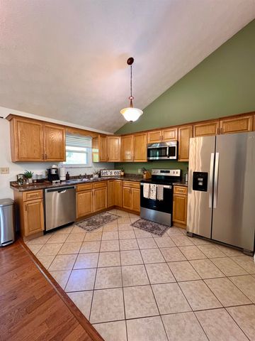 5581 Shawnee Drive, Huntington, WV 25705