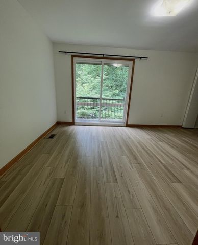 5 BRIARDALE CT, Derwood, MD 20855
