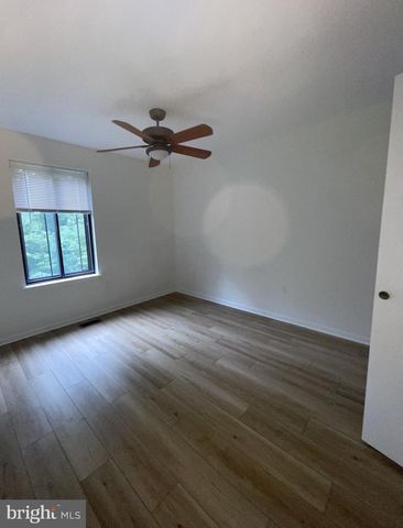 5 BRIARDALE CT, Derwood, MD 20855