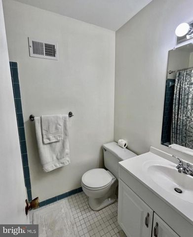5 BRIARDALE CT, Derwood, MD 20855