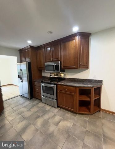 5 BRIARDALE CT, Derwood, MD 20855