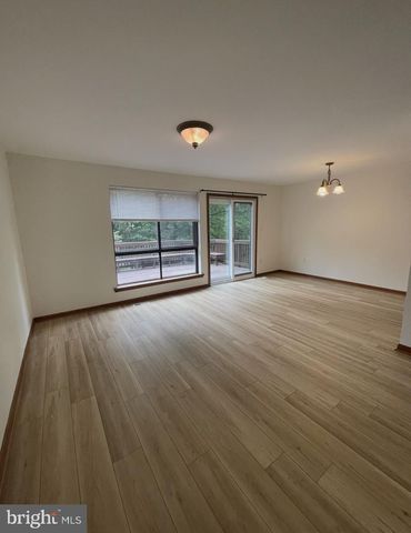 5 BRIARDALE CT, Derwood, MD 20855