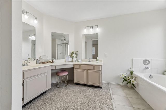 1105 Camelot Lane, Pearland, TX 77581