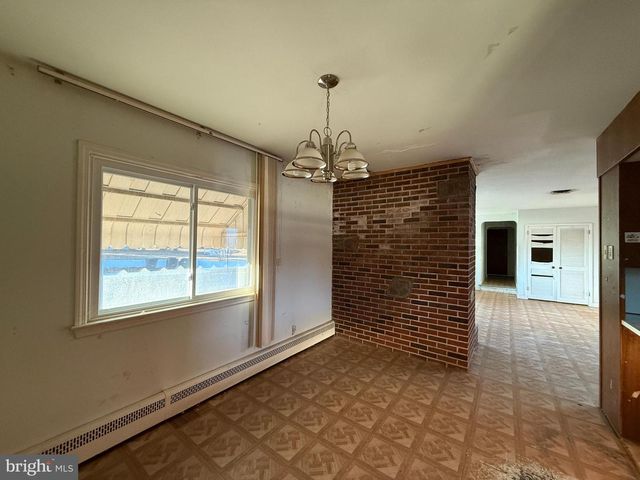 1050 WOODLAND AVE, Glendora, NJ 08029