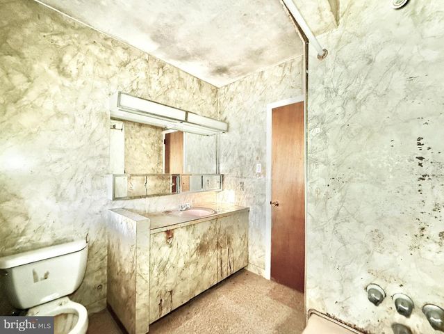 1050 WOODLAND AVE, Glendora, NJ 08029