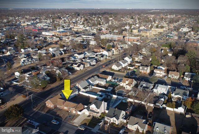 1050 WOODLAND AVE, Glendora, NJ 08029