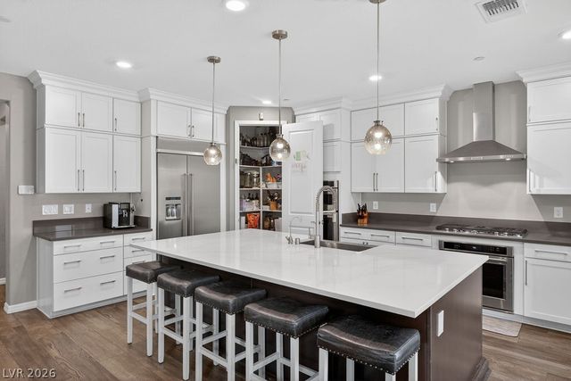 9945 Birch Knoll Avenue, Las Vegas, NV 89166