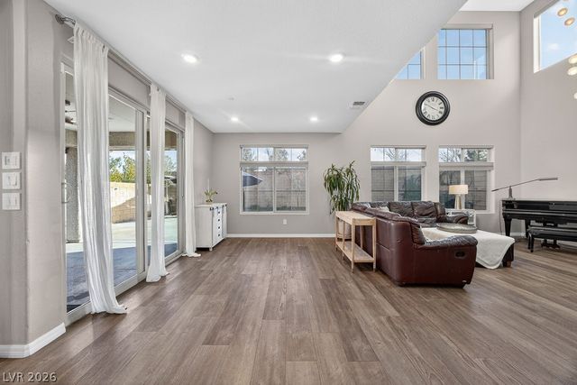 9945 Birch Knoll Avenue, Las Vegas, NV 89166