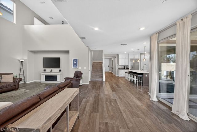 9945 Birch Knoll Avenue, Las Vegas, NV 89166