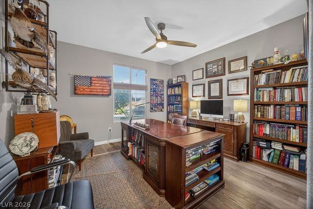 9945 Birch Knoll Avenue, Las Vegas, NV 89166