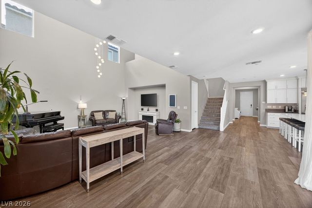 9945 Birch Knoll Avenue, Las Vegas, NV 89166