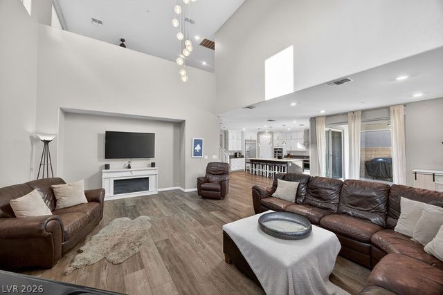 9945 Birch Knoll Avenue, Las Vegas, NV 89166