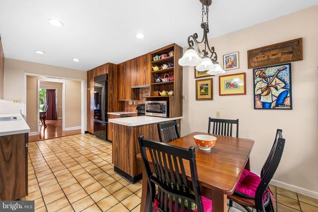 7917 STEVENSON RD, Pikesville, MD 21208