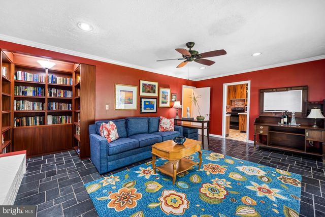 7917 STEVENSON RD, Pikesville, MD 21208