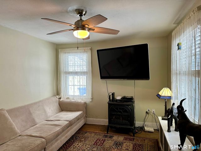 488 Parker Avenue South, Meriden, CT 06450