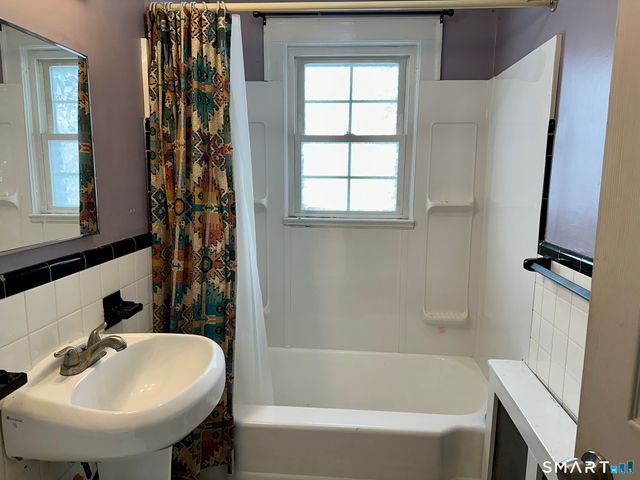 488 Parker Avenue South, Meriden, CT 06450