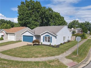 965 Elizabeth Court, Cuyahoga Falls, OH 44221