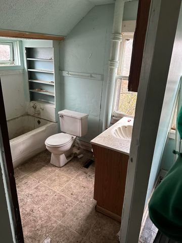 186 Howland Street, Battle Creek City, MI 49037