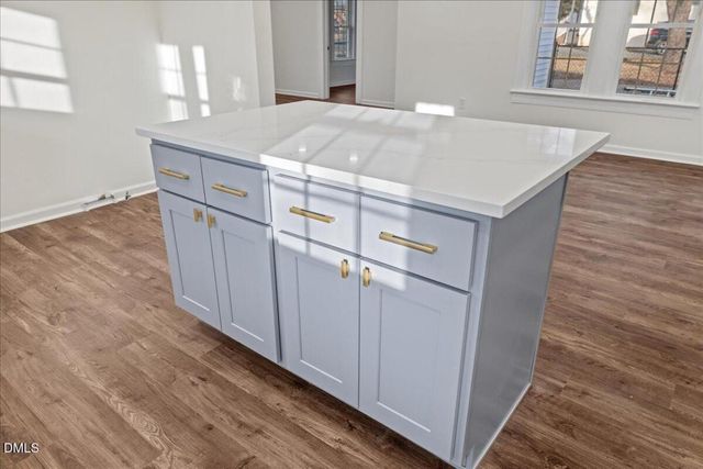 719 Center Avenue, Burlington, NC 27215