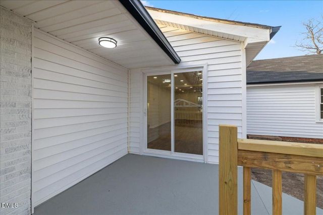 719 Center Avenue, Burlington, NC 27215